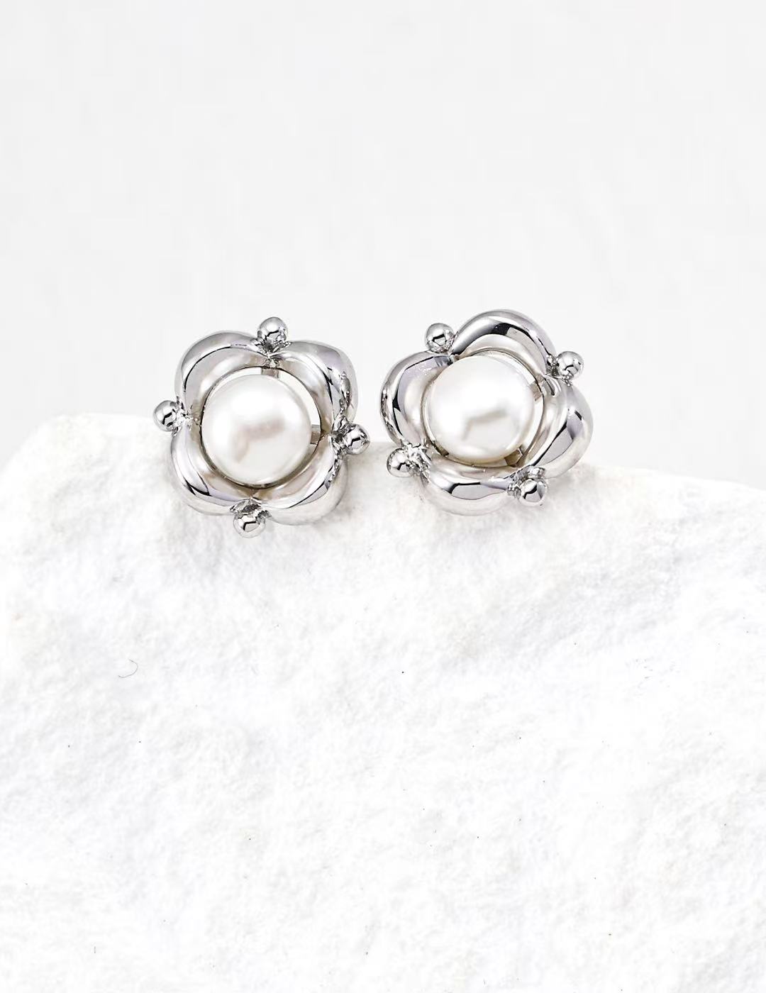 Hidden Pearl Earrings