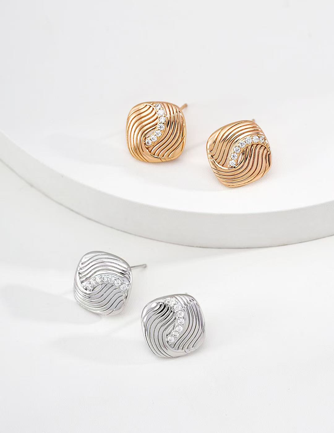 Rising Current Cubic Zirconia Earrings