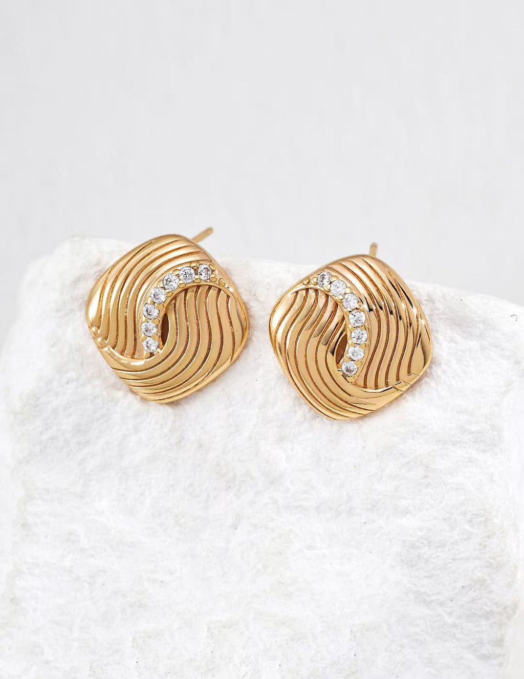 Rising Current Cubic Zirconia Earrings