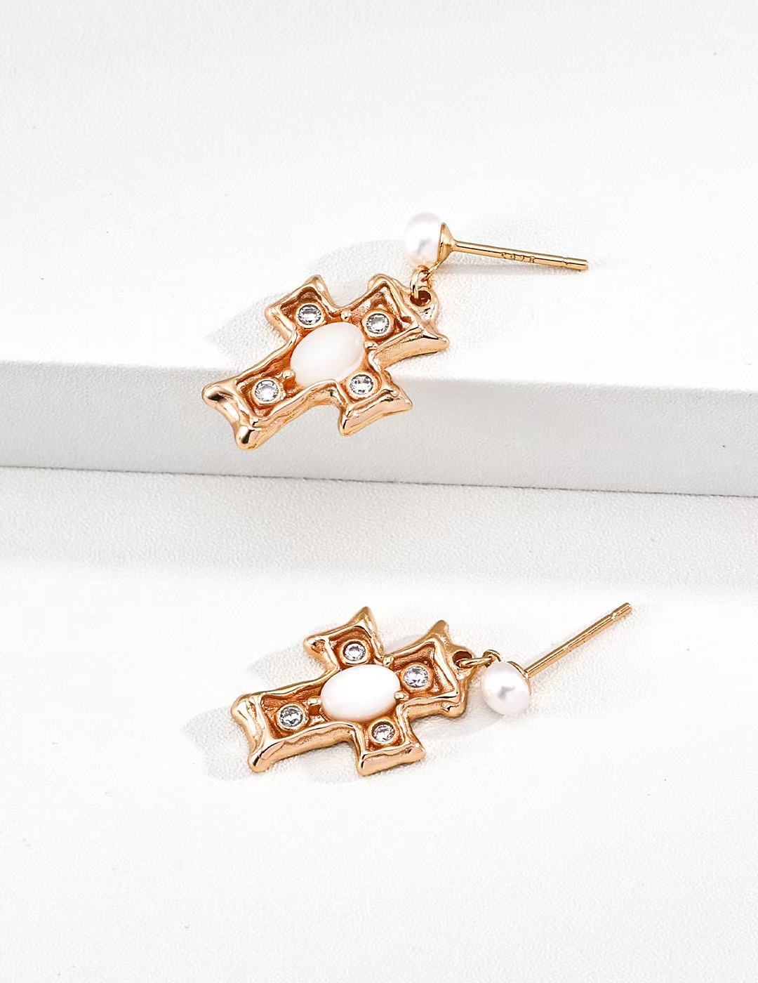 Starlight Shell Studs