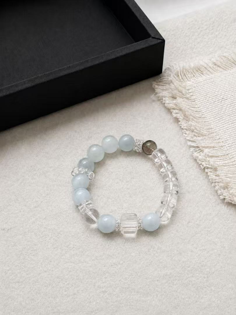 Clearing Mist Bracelet